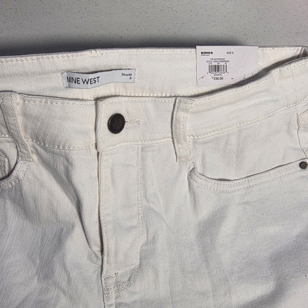 Nine West Womens White Mid Rise Raw Hem Denim Shorts Size 8 WW21D020RW3A - Picture 3 of 5